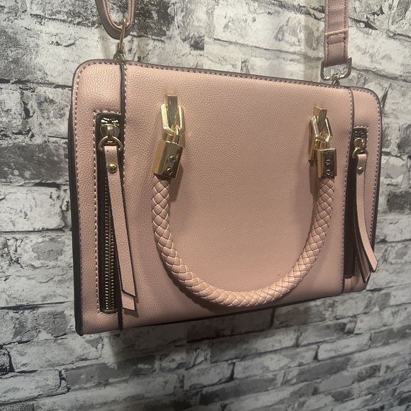 EUC Generic Chic Pink Shoulder Bag With Gold Accents - Picture 4 of 11